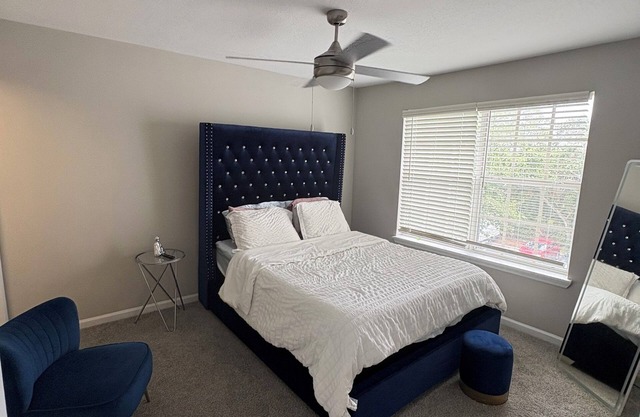 Modern 2-Bedroom Retreat Near TPA Airport