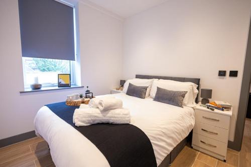 Modern 2-Bedrooms, 2-Bathrooms in Finchley
