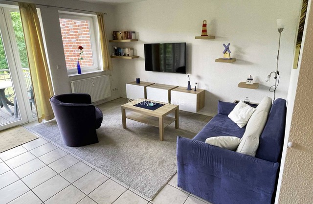 Modern 2-room apartment in the quiet East Village with views of the nature reserve