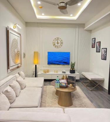 Modern 2BHK Retreat, Family-Ready with Self Check-In