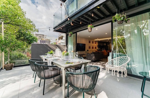 Modern 2BR Condesa w/Private Balcony/Gym/Rooftop