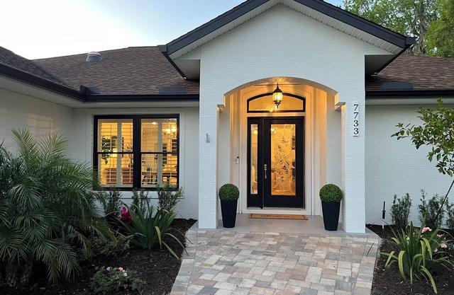 Modern 3-bedroom home close to WEC with a beautifully furnished home and patio