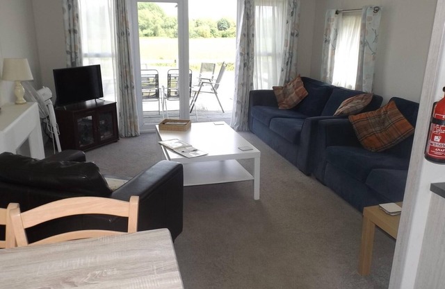 Modern 3 bedroom lodge at Avonvale Holiday Lodges