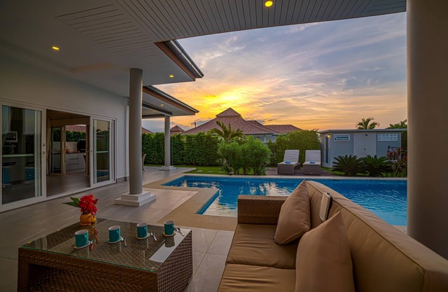 Modern 3 Bedroom Pool Villa MP67