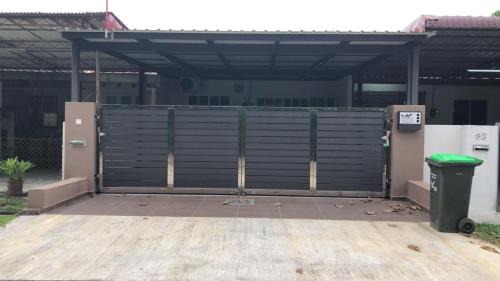 Modern 3 bedrooms House, Walking distance to Kulim Town by Mr Homestay