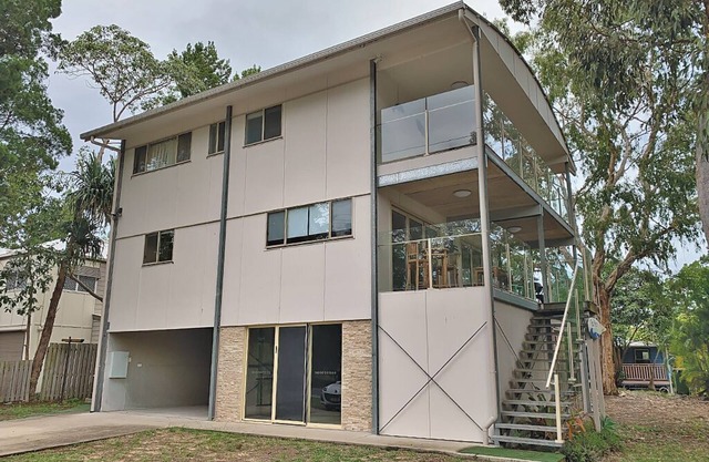 Modern 3 level home, Central Location with water glimpses
