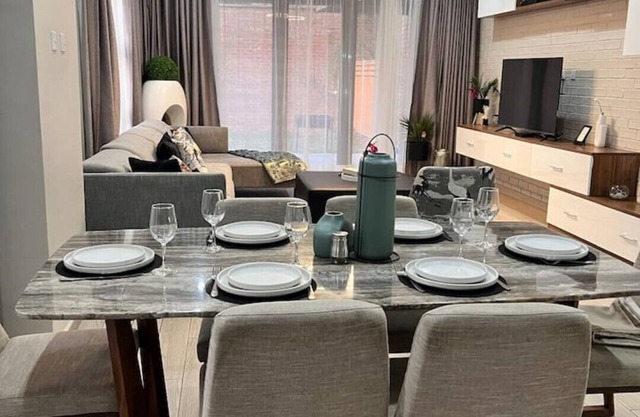 Modern 3bed oasis Secure private