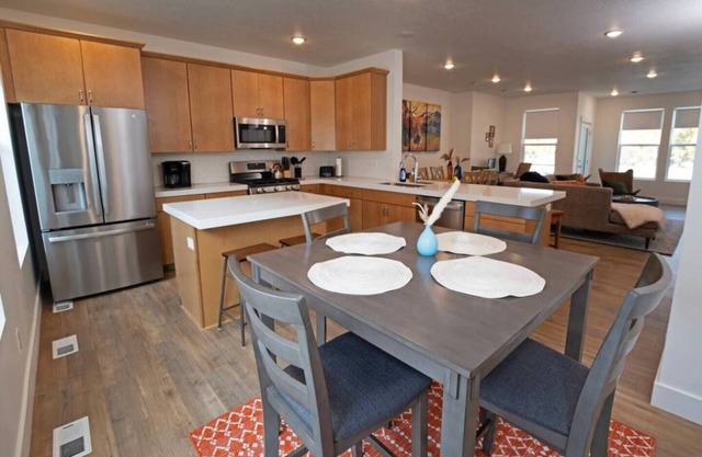 Modern 3BR Ski Retreat | Mountain Views & Garage