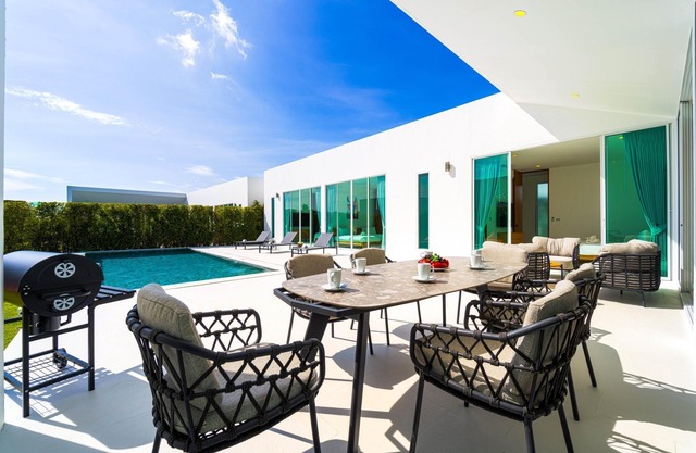 Modern 4 Bed Private Pool Villa (KH-B6)