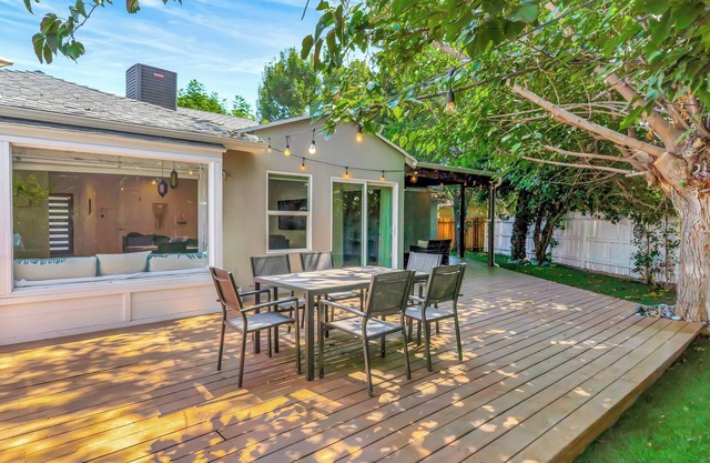 Modern 4BR in Prime Location w/Game Room & BBQ