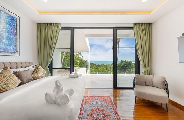 Modern 5 Bedroom Luxury Pool Villa (KBR9)