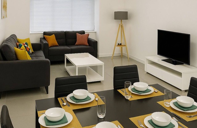 Modern 5 BR Gem|Harry Potter - 2mins| Near London