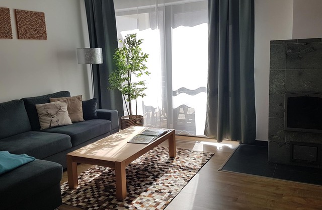 Modern 75m² apartment for 2 to 5 people with fireplace and beautiful mountain views!