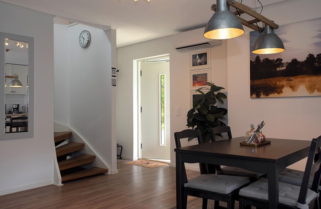 Modern and Relaxing Guesthouse Near Lake and Nature – 20 min from Landvetter