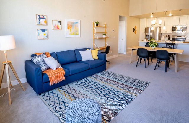 Modern and brand New apartment Loveland
