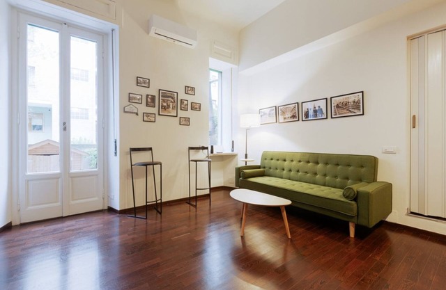 Modern and cozy apartment - near Amendola M1