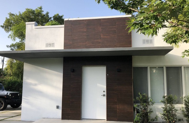 Modern and cozy new house in Miami Shores