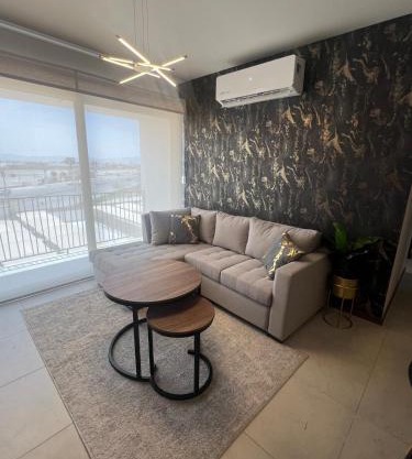 Modern and equipped apartment