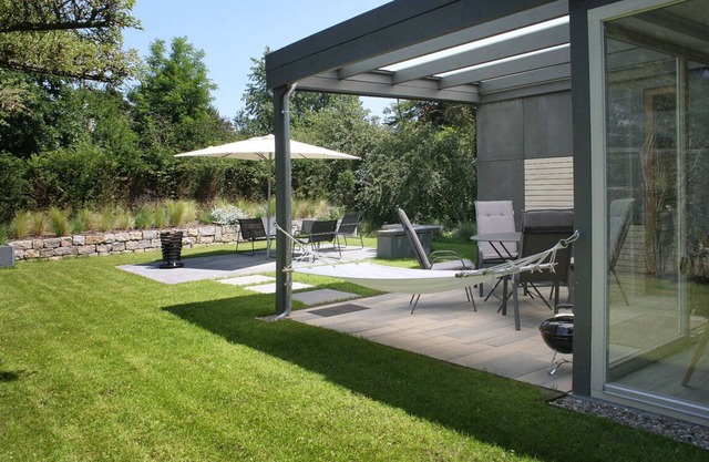 Modern and innovative vacation home (40 sqm) with garden