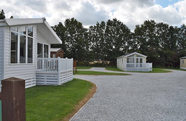 Modern and spacious holiday home with double and twin room.