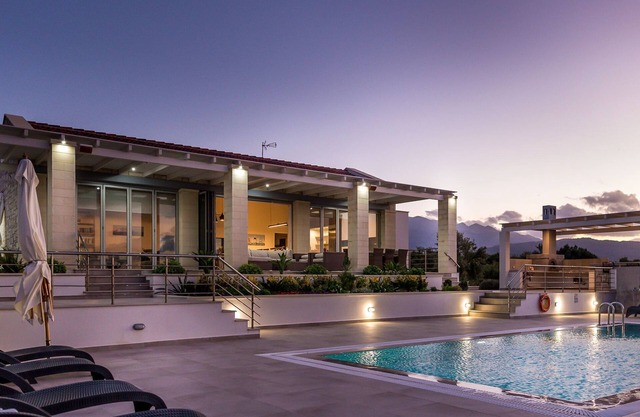 Modern and Stylish Villa with Private Pool & Spectacular Views to the Aegean Sea