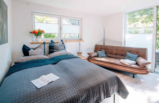 Modern apartment (40 sqm) with private terrace in the Mediterranean garden