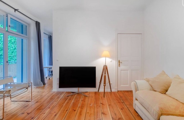 Modern apartment Berlin Moabit