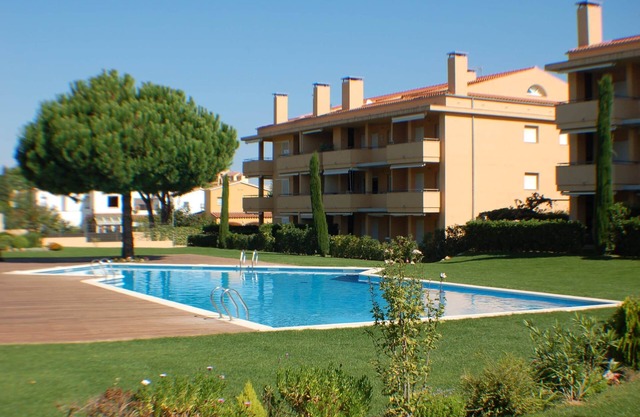 Modern Apartment - Gardens/Pool/WIFI/AIRCON/PARKING - D302, Apartment Riells Blau D302 in L'Escala -