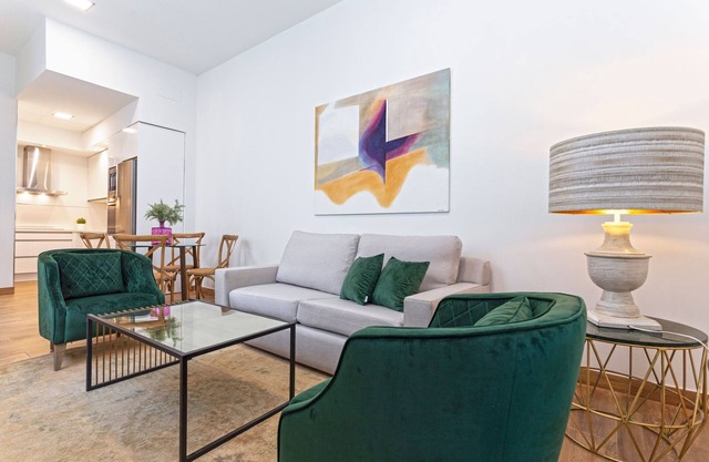 Modern apartment in city center. Recaredo VIII