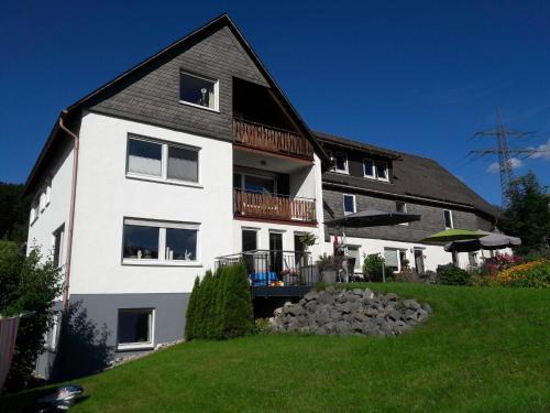 Modern Apartment in Sellinghausen with Terrace