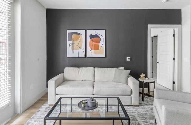 Modern Apartment in Prime Location (ID1214X444)