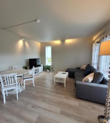 Modern apartment near Bergen, in Søfteland & nature