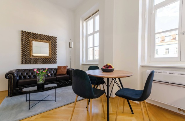 Modern apartment near city center & Wien Mitte