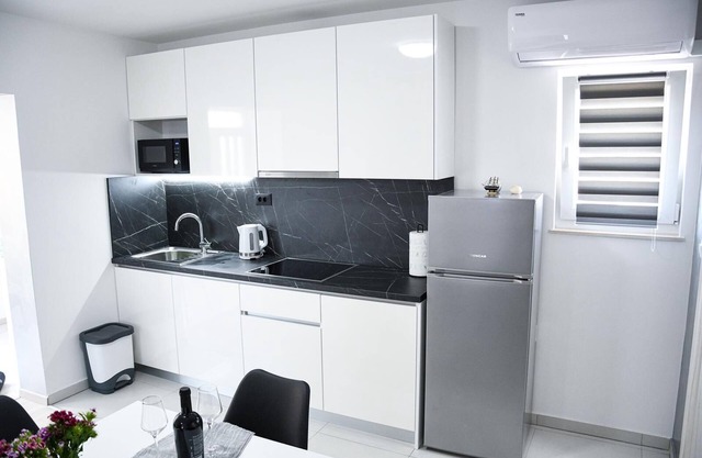 Modern apartment on a walking distance to the beach