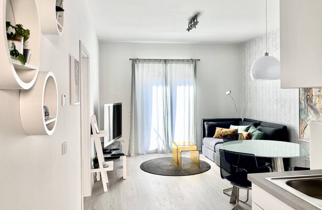 Modern apartment, terrace and garden at Lilienthalpark in southwest Berlin