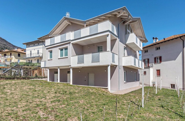Modern Apartment "Villa Vacanze Renetta" with Mountain View & Balcony