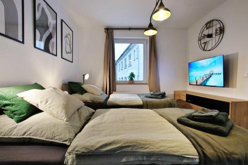Modern Apartment with City-View and car park