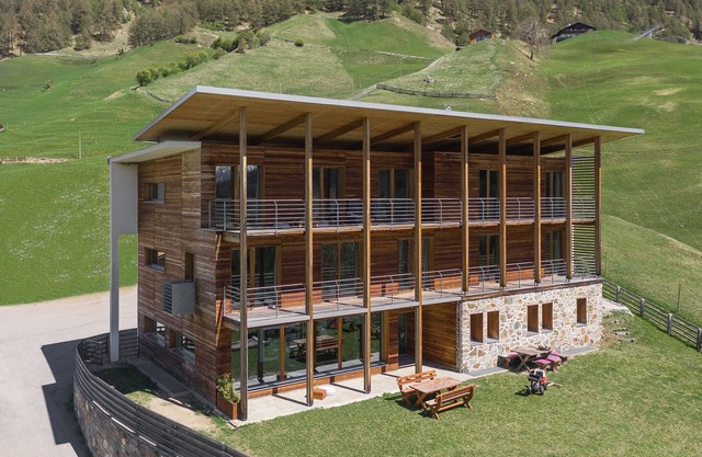 Modern architecture & contemporary home design Bioland farm in Vinschgau Valley