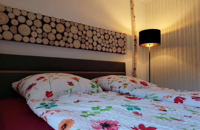 Modern ausgestattetes Design-Appartement mit offenem Wohnbereich und Südbalkon