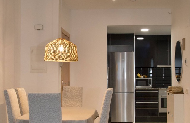 Modern Beach Apartment - La Maca