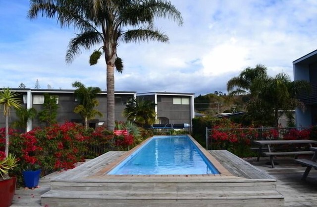 Modern beach front apartment at Aqua Soleil complex with lap pool & spa.
