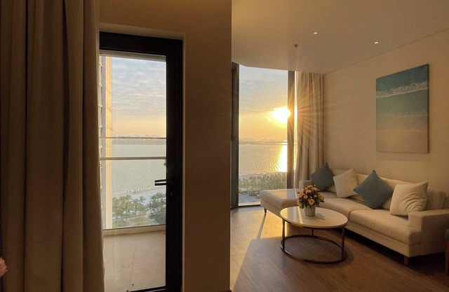 Modern Beachfront Apartment in Ha Long Bay