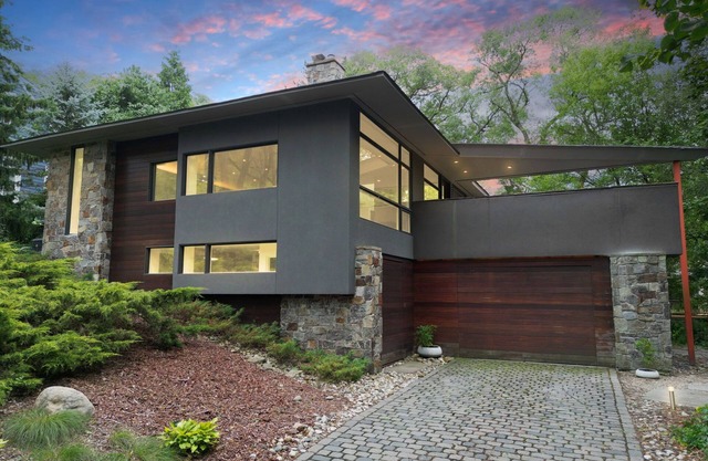 Modern Beachside Escape