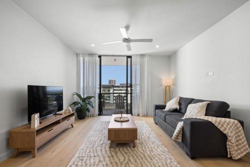 Modern Beachside Oasis 1BR Apartment Free Wi-Fi