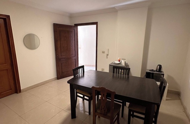 Modern cairo airport apartment-cozy fully furnished rooms with wifi internet&tv