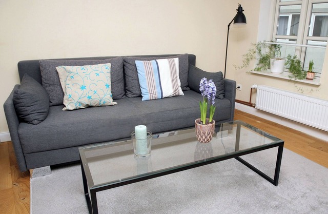 modern, central in d. Old town, quiet area, incl. Parking, Wi-Fi