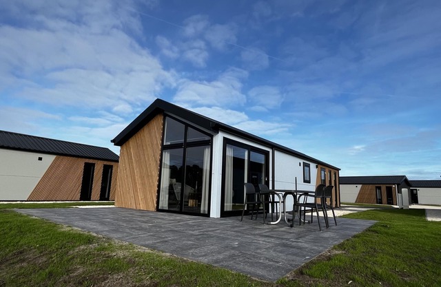 Modern chalet 5 km from Kampen