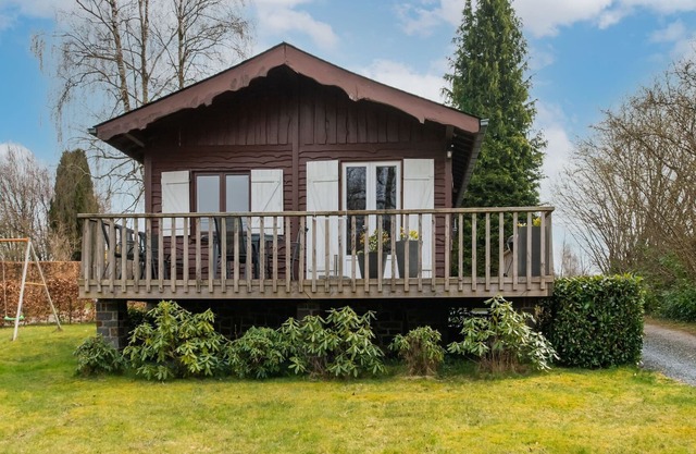 Modern chalet in Bouillon with garden