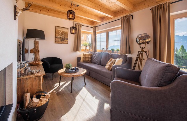 Modern chalet with mountain view, sauna, and close to the slopes
