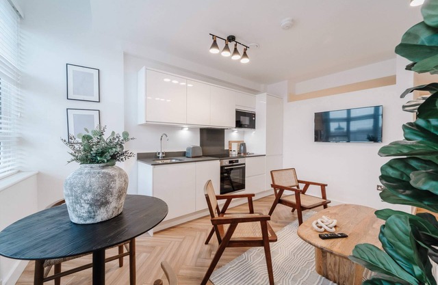 Modern Chester Flat in City Centre